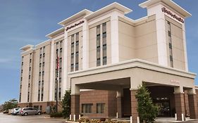 Hampton Inn And Suites Nashville Airport